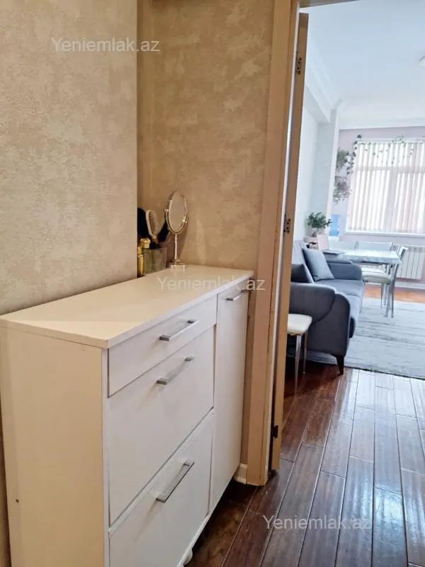 Satılır 2 otaqlı yeni tikili 80 m²