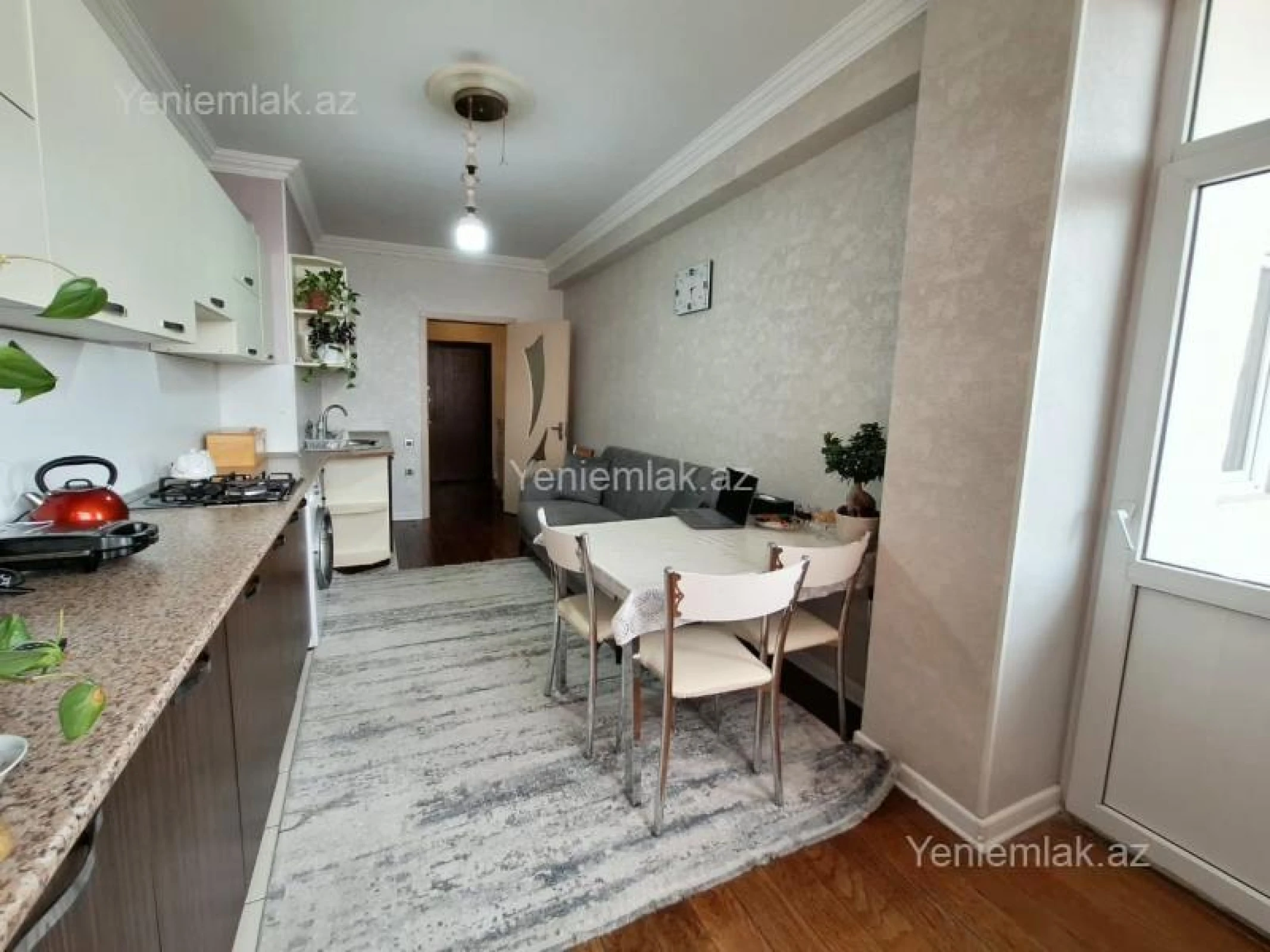 Satılır 2 otaqlı yeni tikili 80 m²