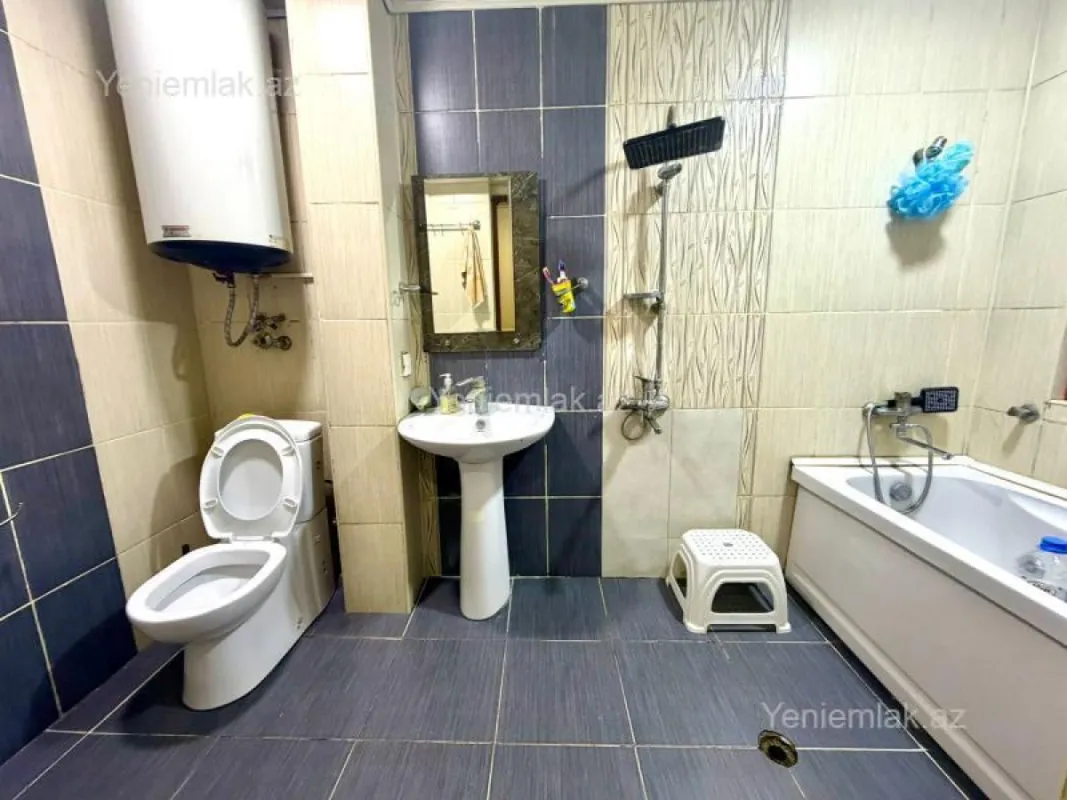 Satılır 3 otaqlı yeni tikili 100 m²