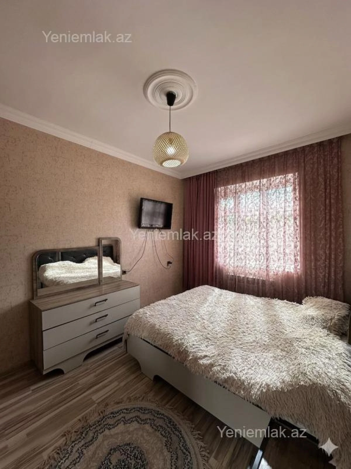 Satılır 3 otaqlı köhnə tikili 70 m²