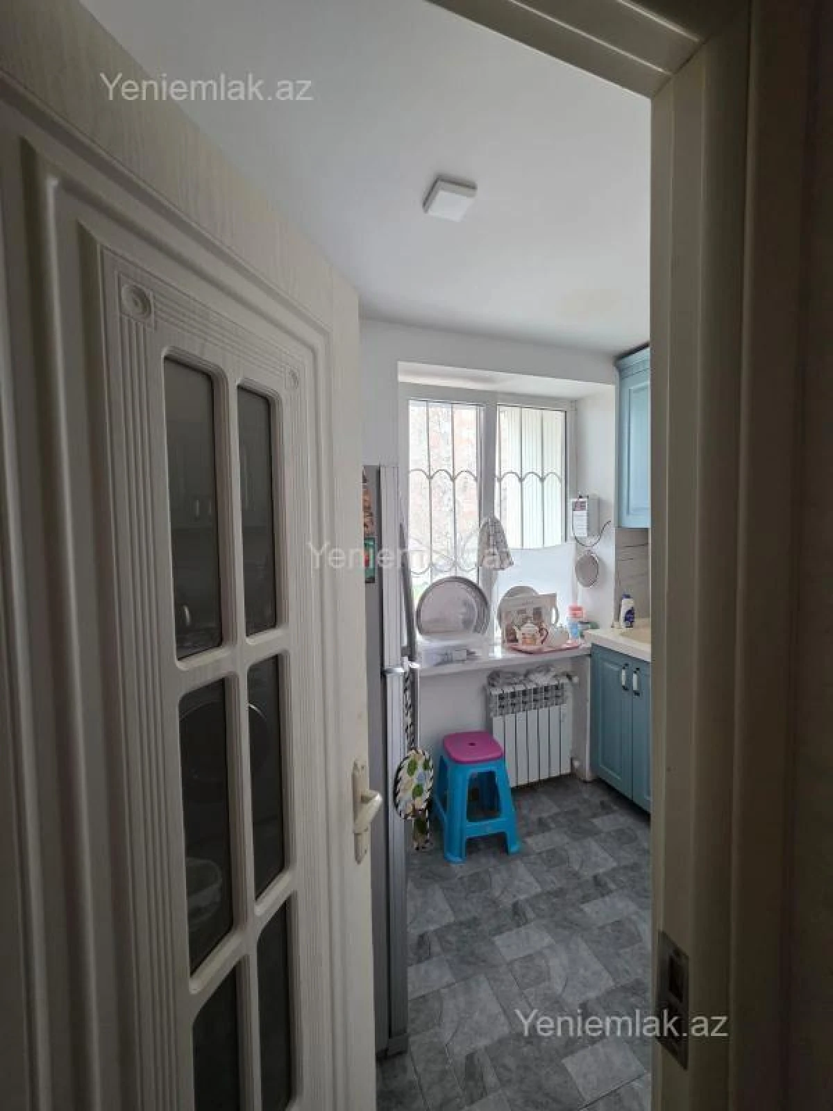 Satılır 2 otaqlı köhnə tikili 60 m²