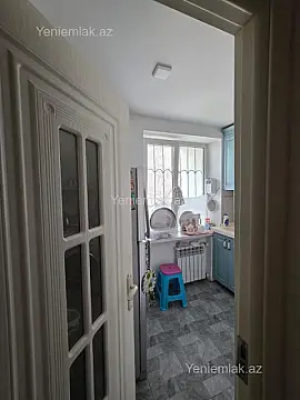 Satılır 2 otaqlı köhnə tikili 60 m²