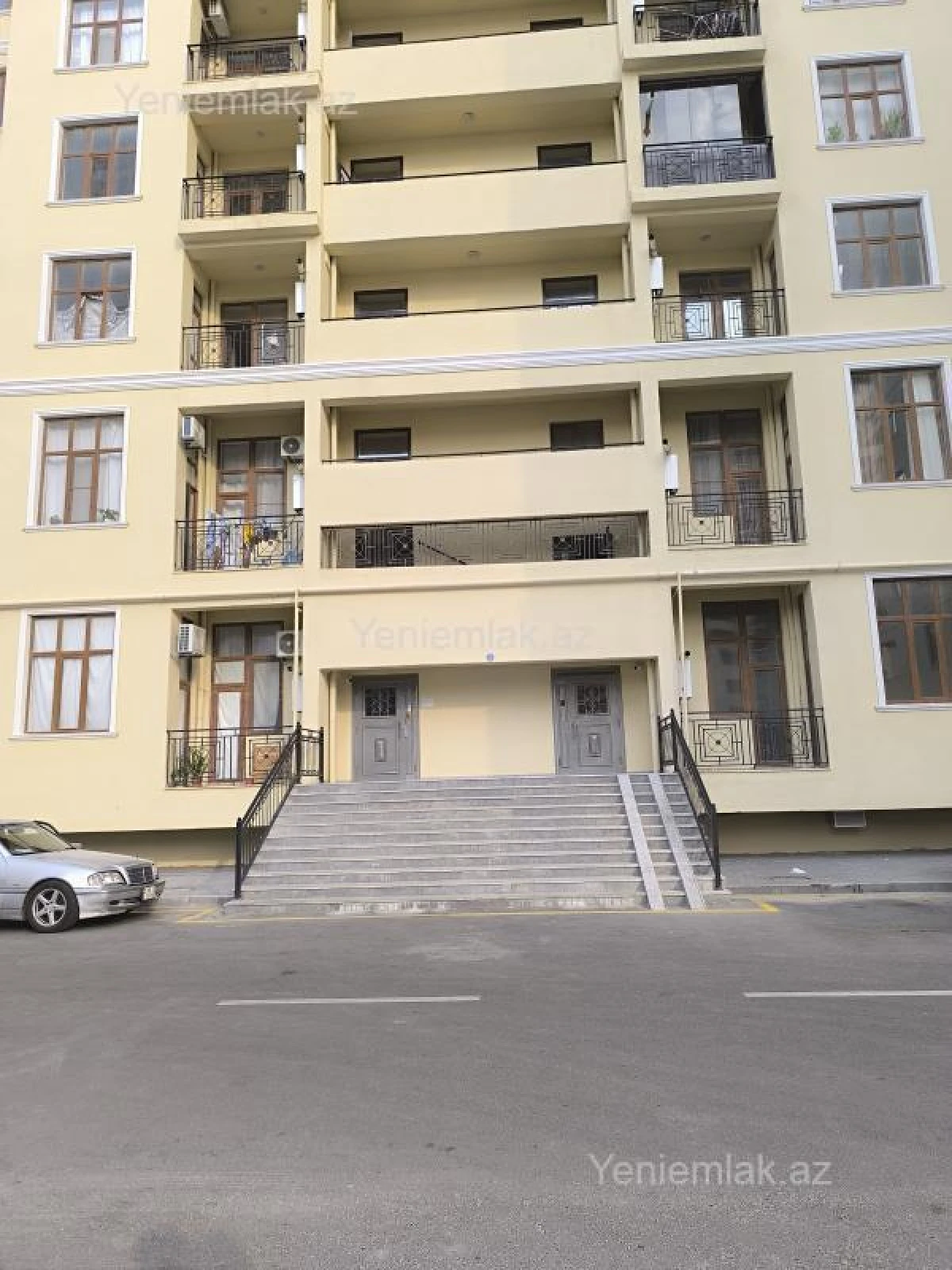 Satılır 2 otaqlı yeni tikili 65 m²