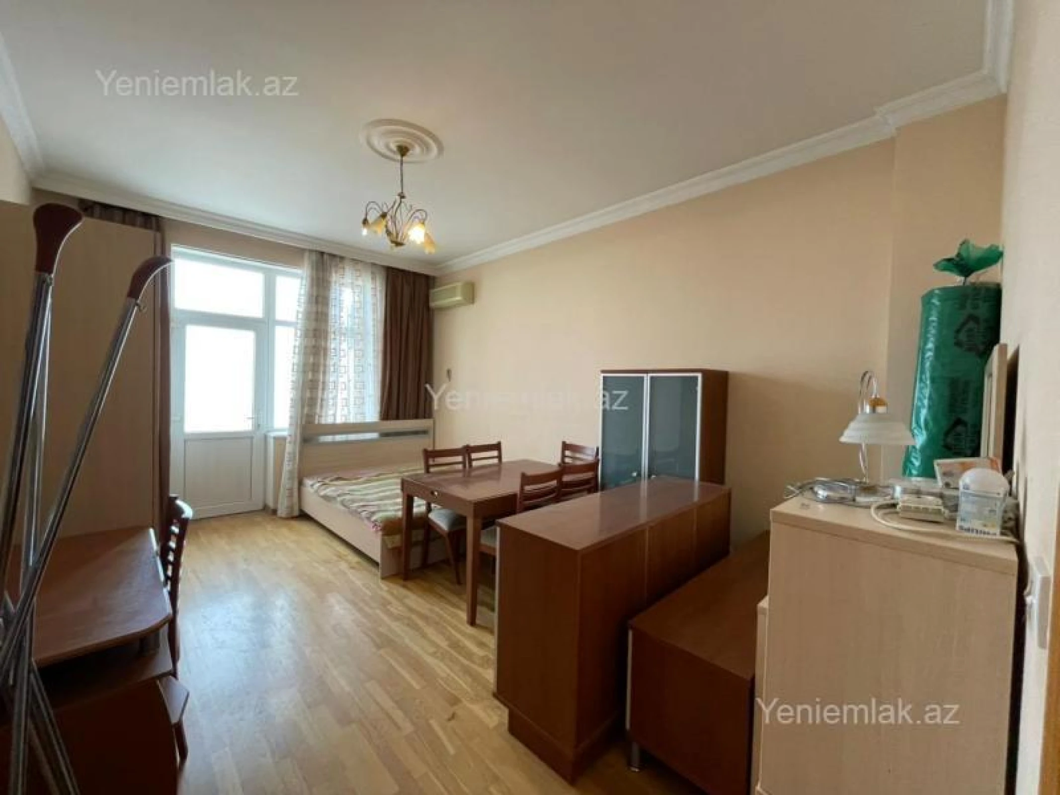 Satılır 4 otaqlı yeni tikili 180 m²