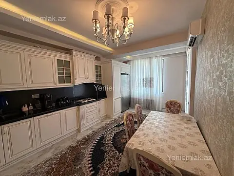Satılır 4 otaqlı yeni tikili 180 m²