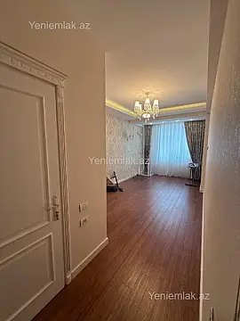 Satılır 4 otaqlı yeni tikili 180 m²