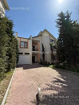 Satılır 6 otaqlı həyət evi 330 m²