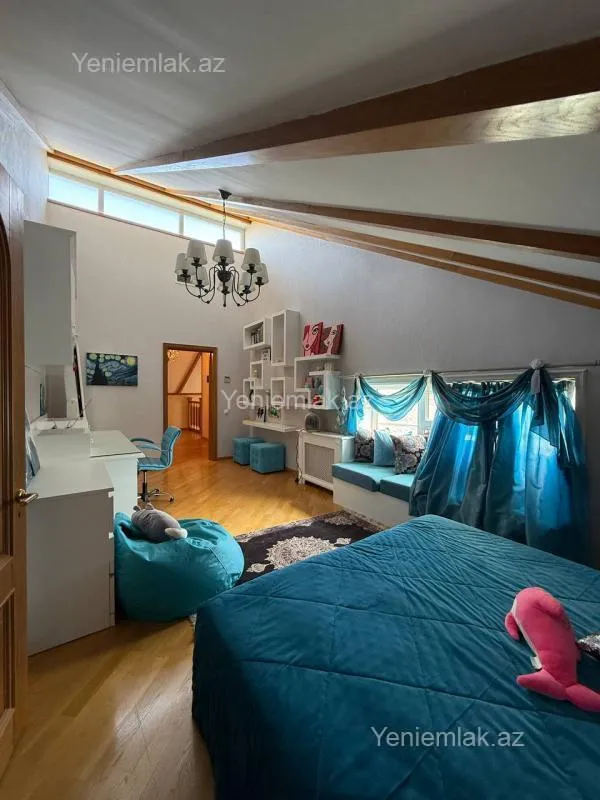 Satılır 6 otaqlı həyət evi 330 m²