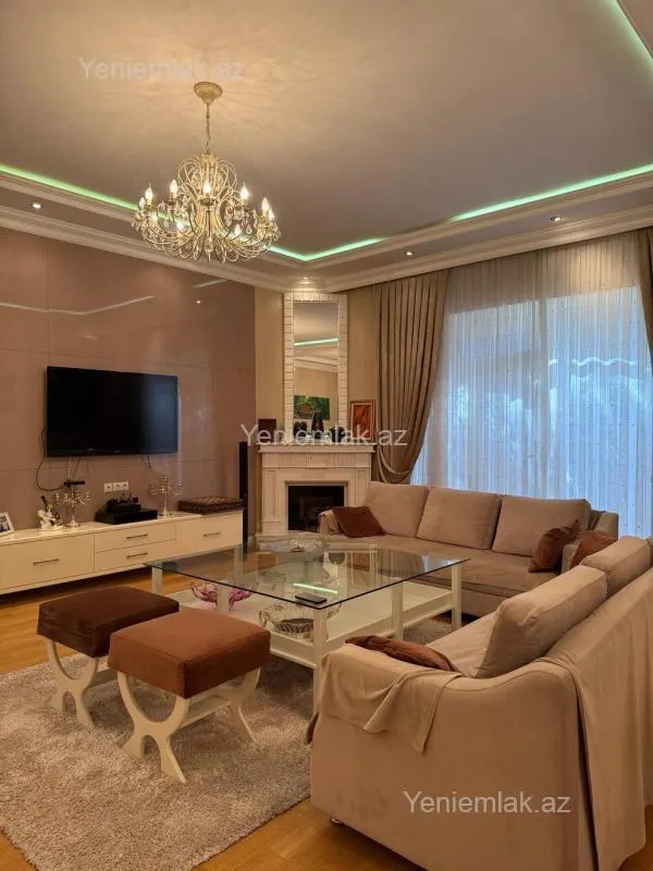 Satılır 6 otaqlı həyət evi 330 m²