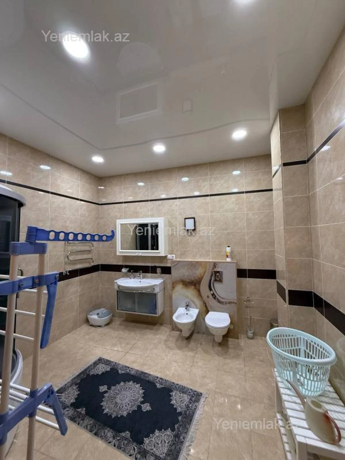 Satılır 6 otaqlı həyət evi 330 m²