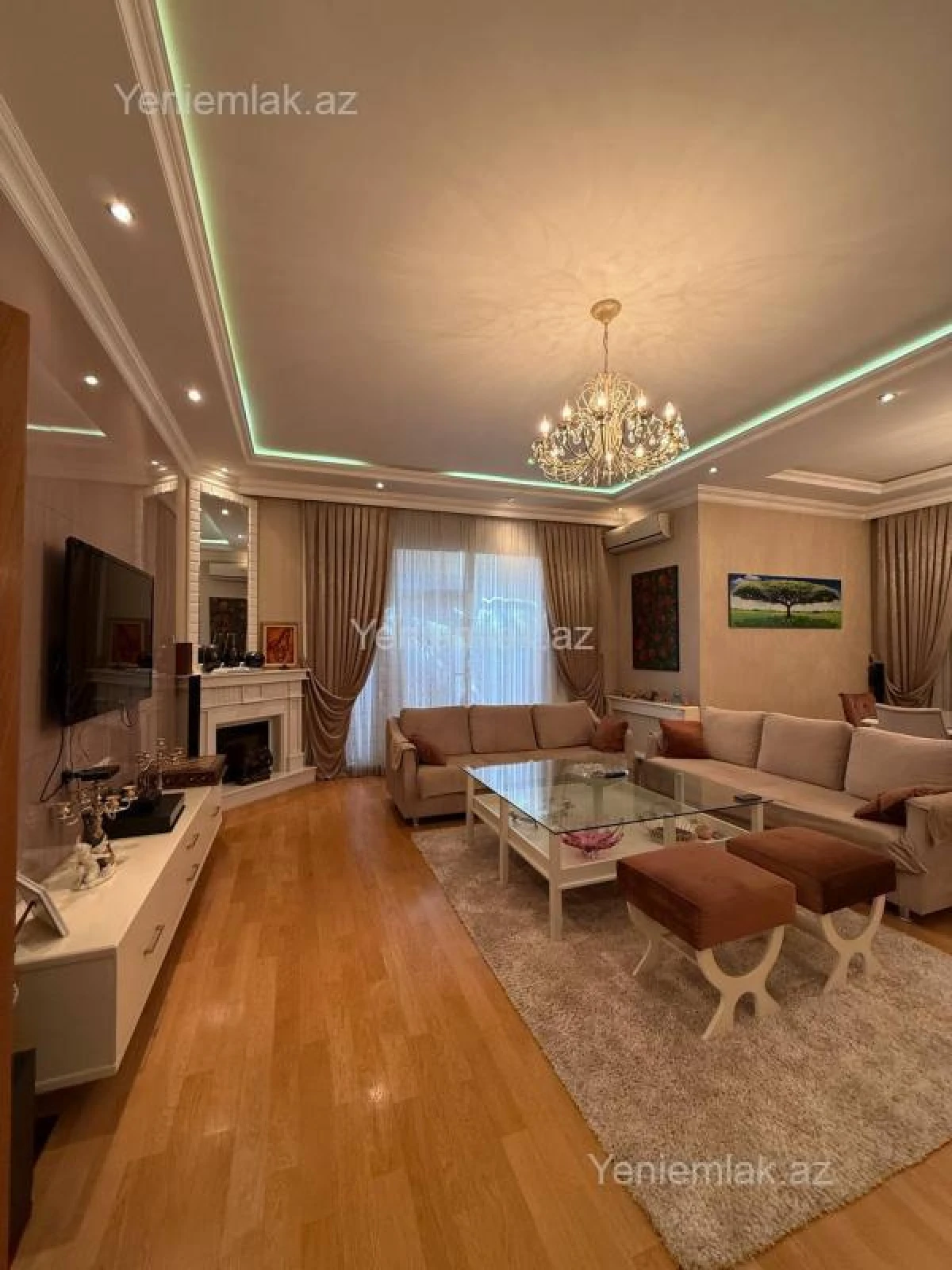 Satılır 6 otaqlı həyət evi 330 m²