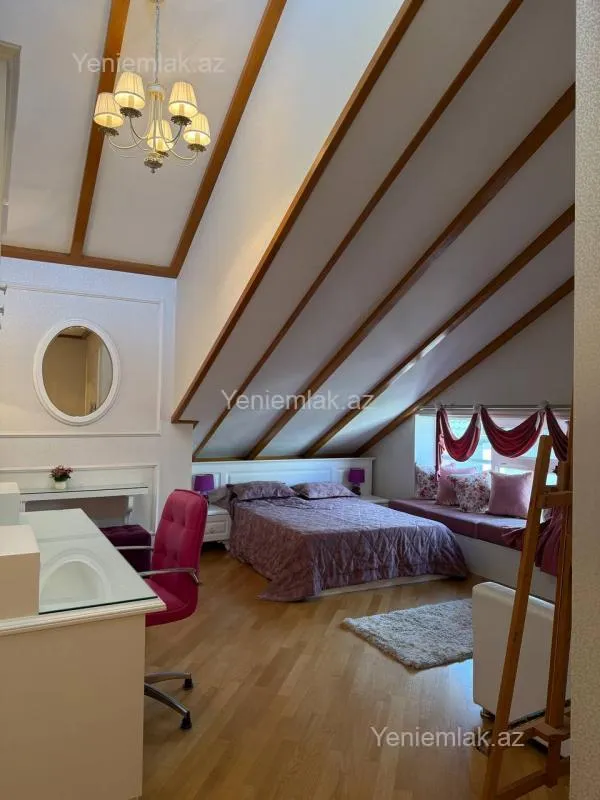 Satılır 6 otaqlı həyət evi 330 m²