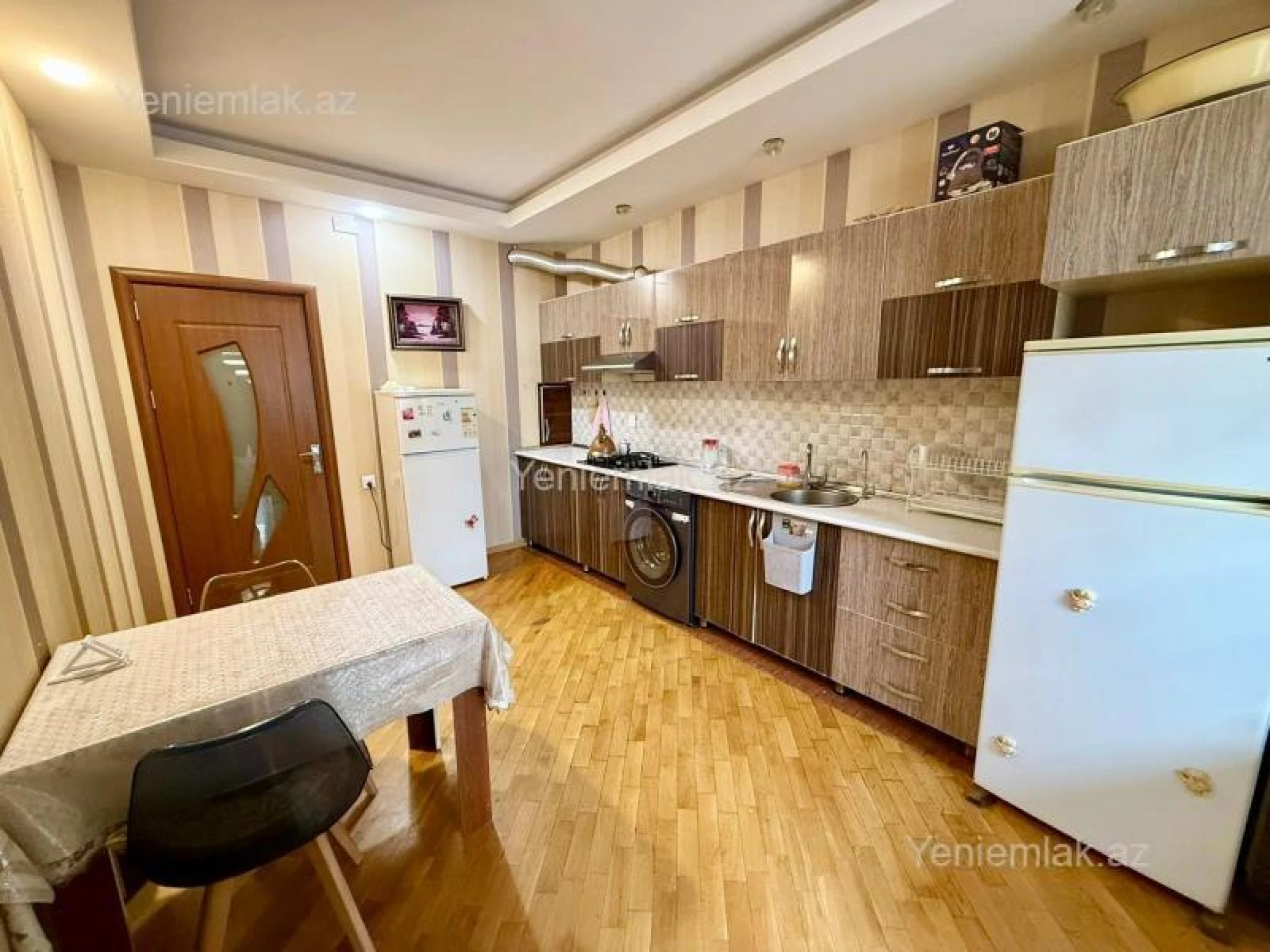 Satılır 3 otaqlı yeni tikili 90 m²