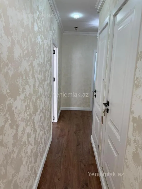 Satılır 2 otaqlı köhnə tikili 60 m²