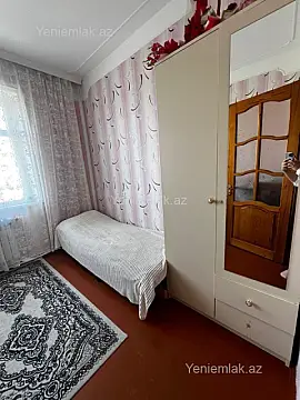 Satılır 3 otaqlı köhnə tikili 72 m²