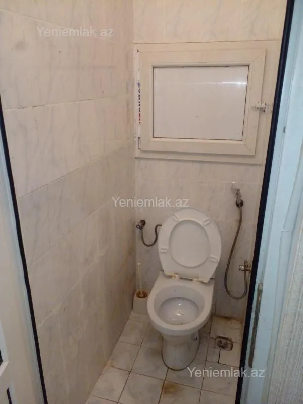 Satılır 2 otaqlı köhnə tikili 33 m²