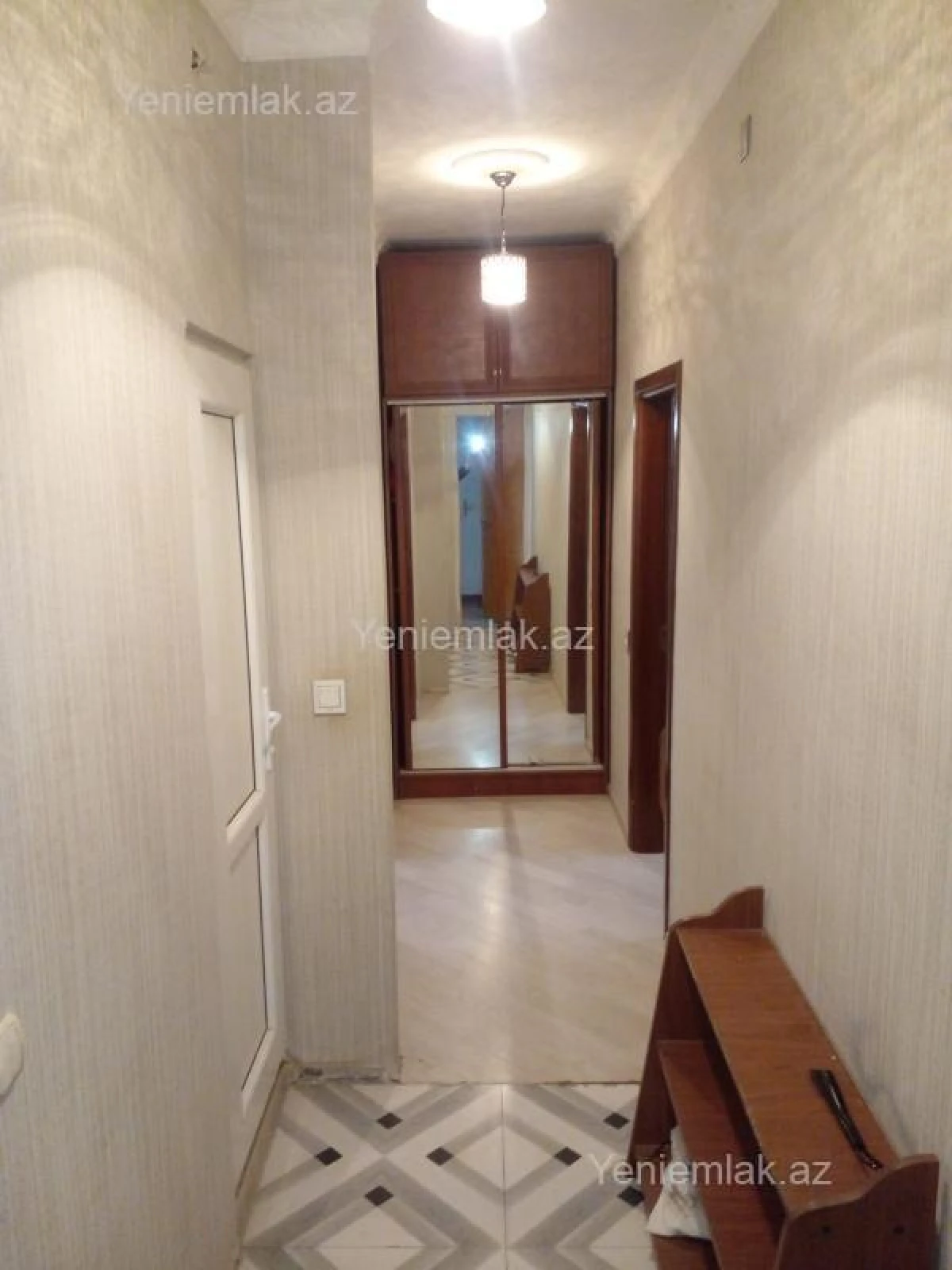 Satılır 2 otaqlı köhnə tikili 33 m²