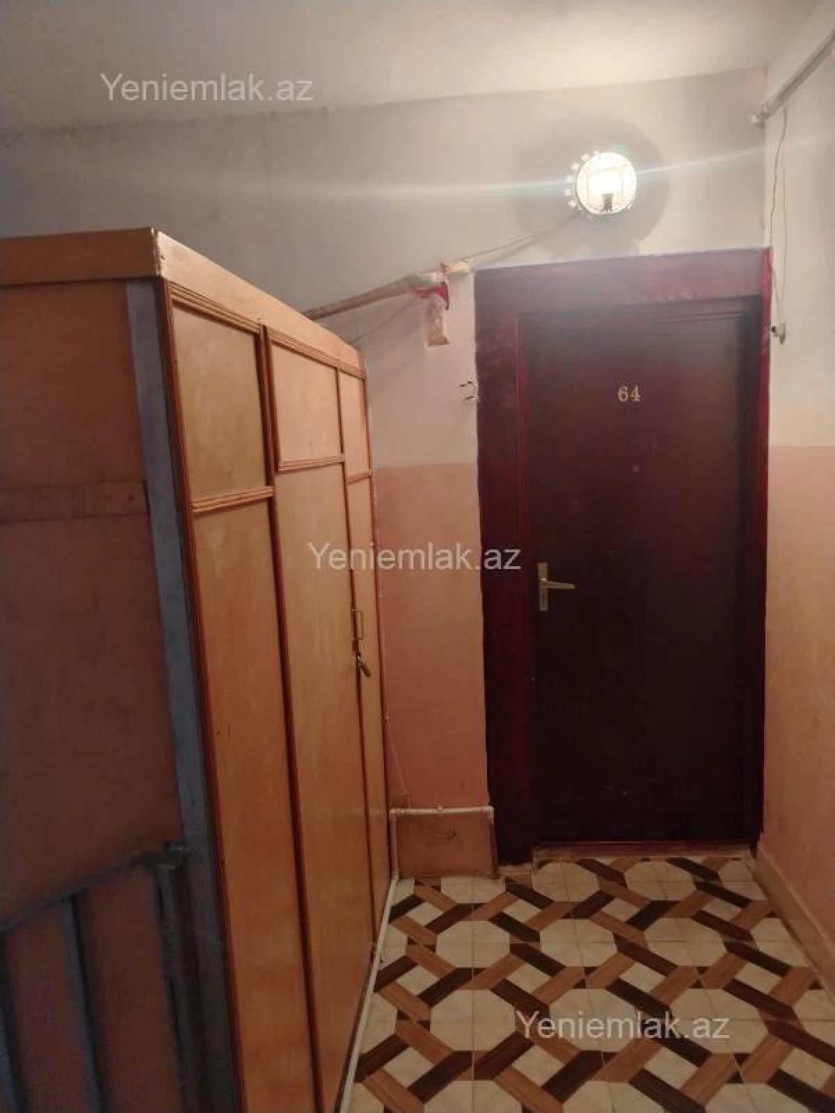 Satılır 3 otaqlı köhnə tikili 75 m²