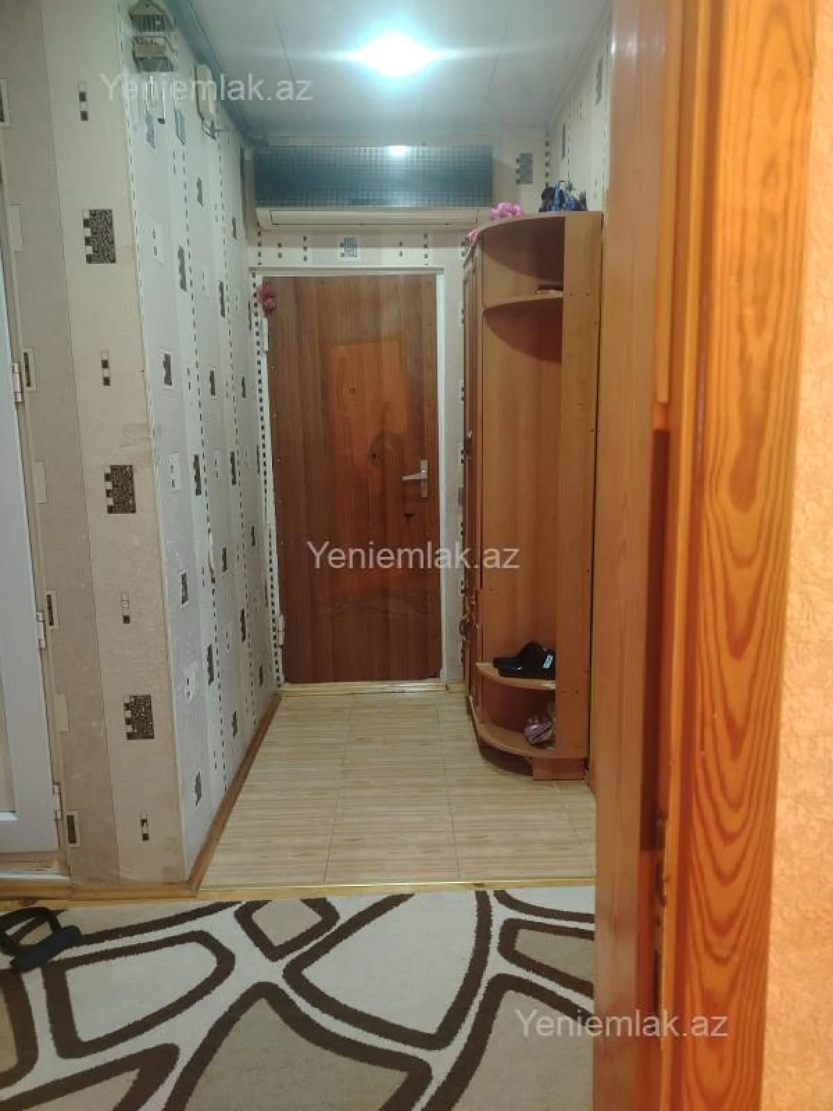 Satılır 3 otaqlı köhnə tikili 75 m²