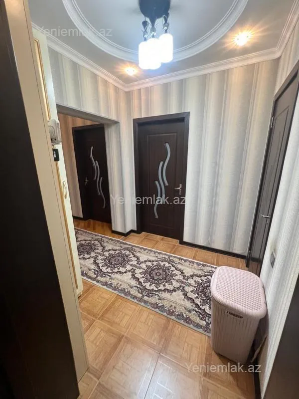 Satılır 3 otaqlı yeni tikili 100 m²