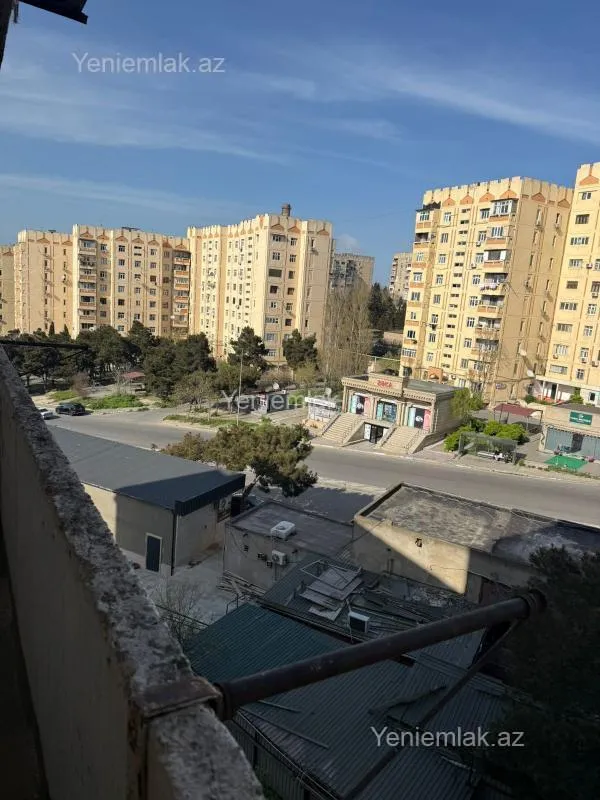 Satılır 3 otaqlı köhnə tikili 80 m²