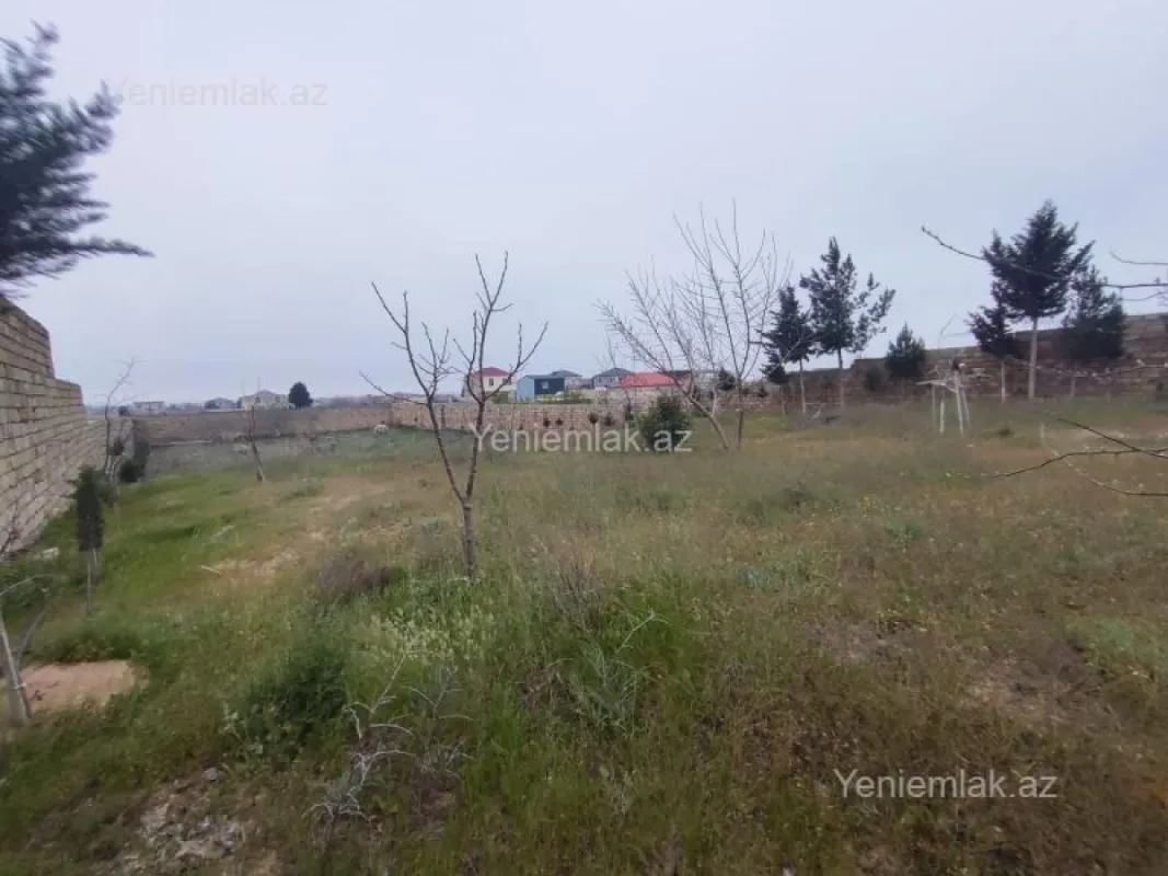 Satılır 5 otaqlı həyət evi 100 m²