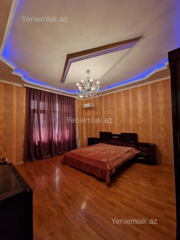 Satılır 6 otaqlı həyət evi 500 m²