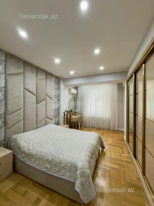 Satılır 5 otaqlı yeni tikili 201 m²