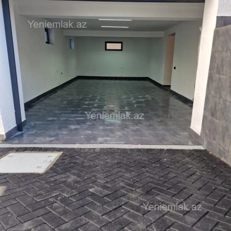 Satılır 7 otaqlı həyət evi 450 m²
