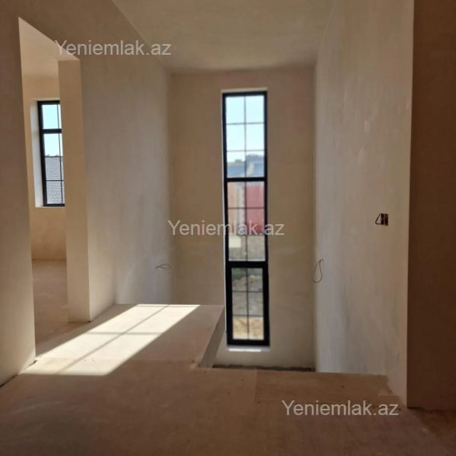 Satılır 7 otaqlı həyət evi 450 m²