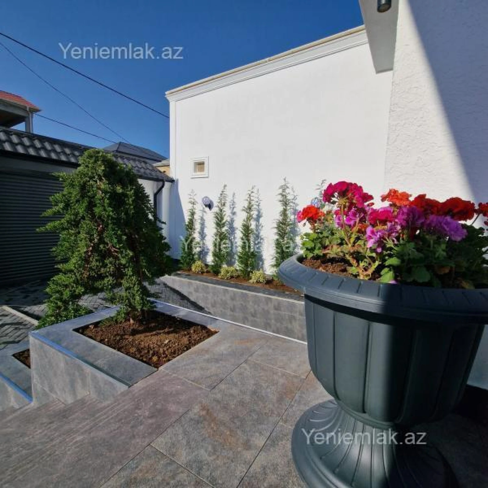 Satılır 7 otaqlı həyət evi 450 m²