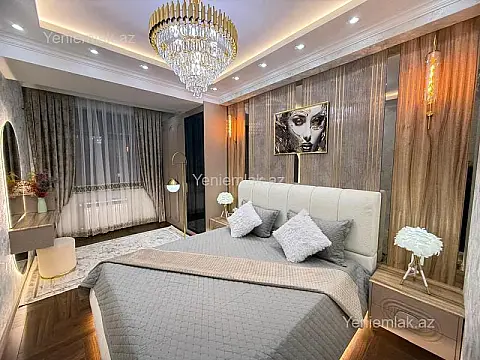 Satılır 3 otaqlı yeni tikili 130.5 m²