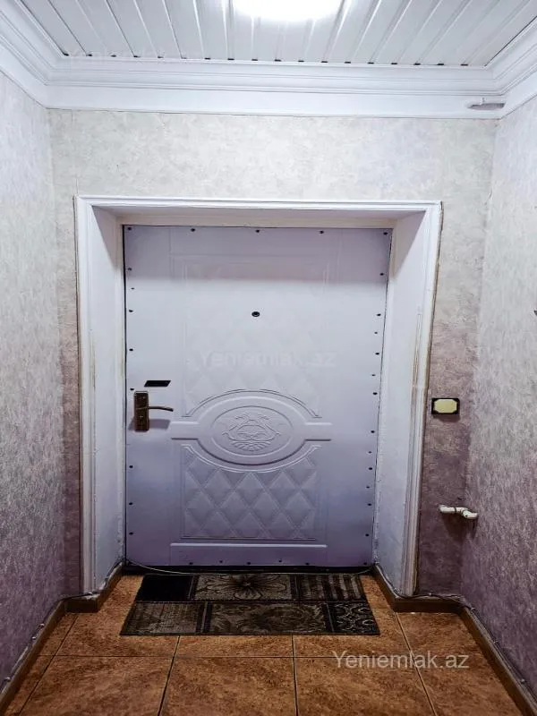 Satılır 3 otaqlı köhnə tikili 80 m²