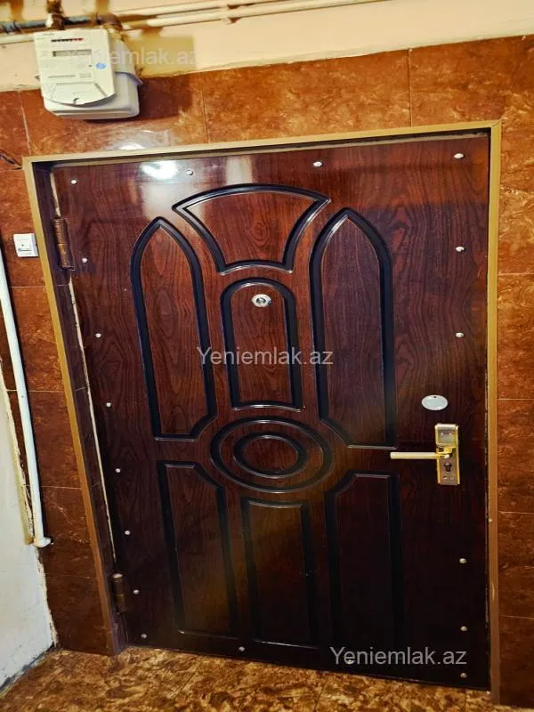 Satılır 3 otaqlı köhnə tikili 80 m²