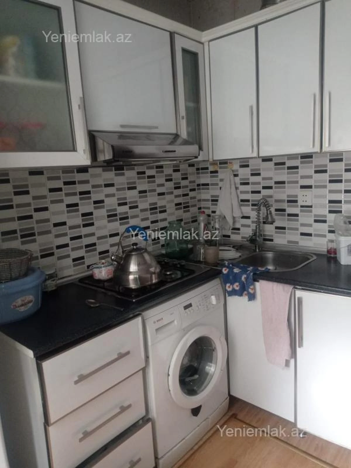 Satılır 4 otaqlı köhnə tikili 75 m²