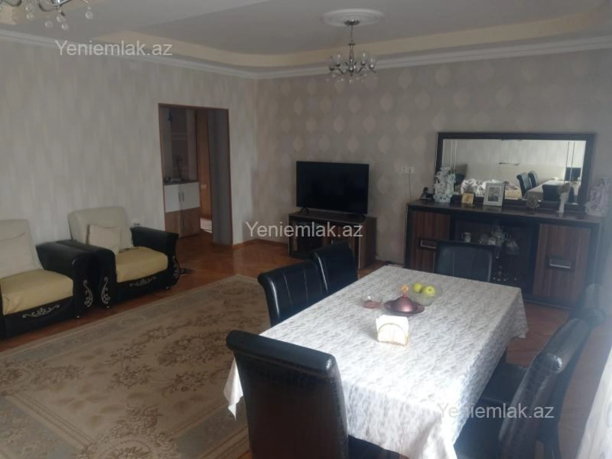 Satılır 4 otaqlı köhnə tikili 75 m²
