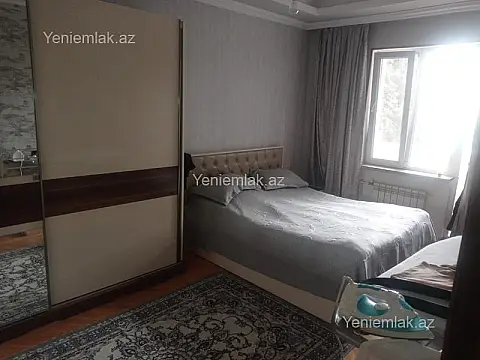Satılır 4 otaqlı köhnə tikili 75 m²