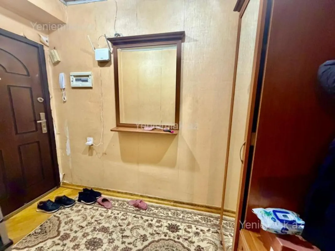 Satılır 3 otaqlı köhnə tikili 75 m²
