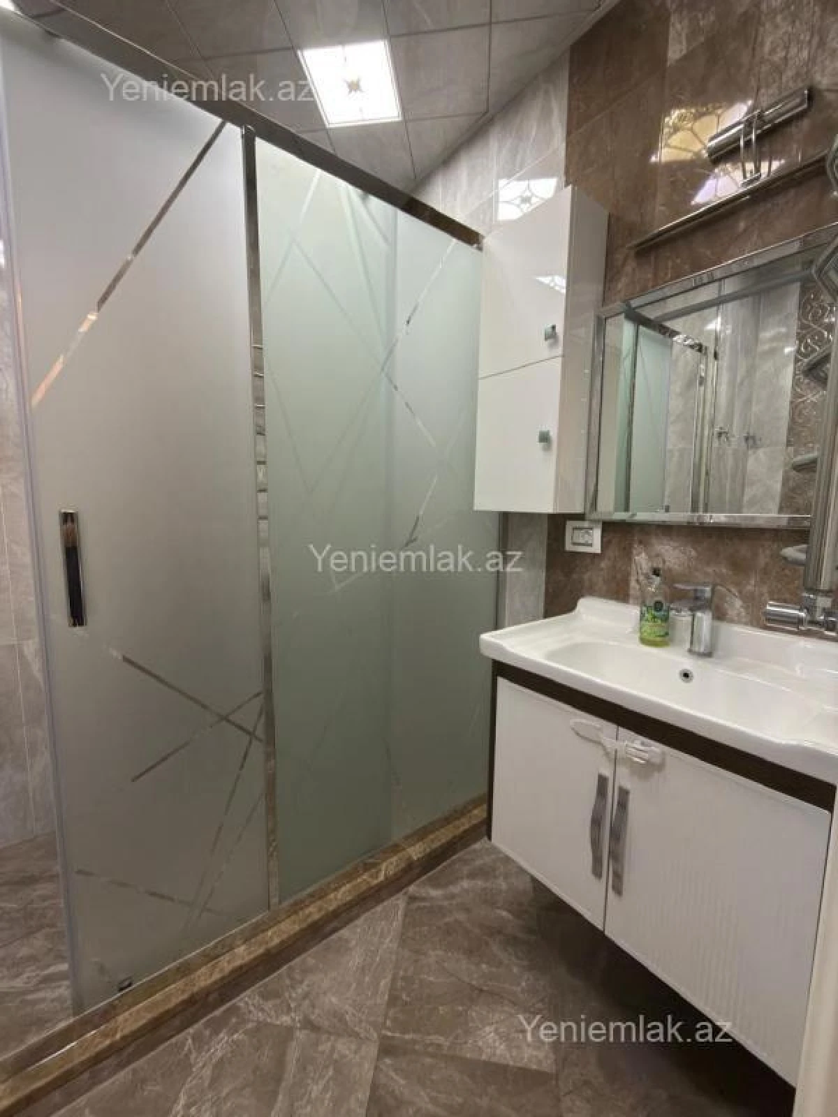 Satılır 3 otaqlı yeni tikili 92 m²