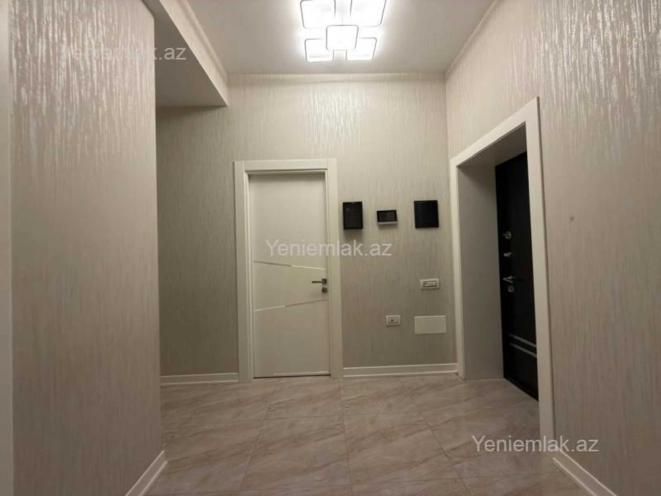 Satılır 3 otaqlı yeni tikili 92 m²