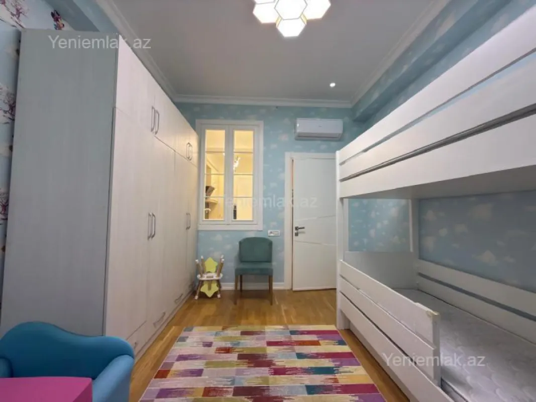 Satılır 3 otaqlı yeni tikili 92 m²