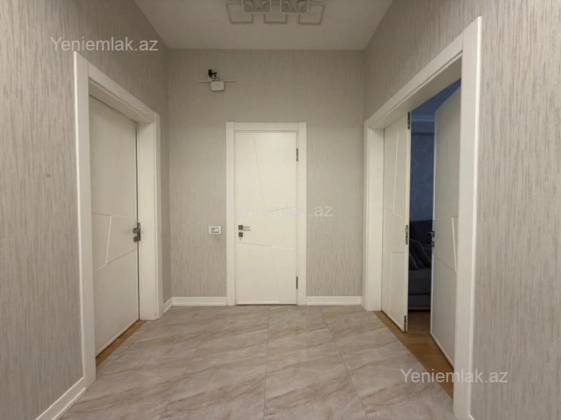 Satılır 3 otaqlı yeni tikili 92 m²