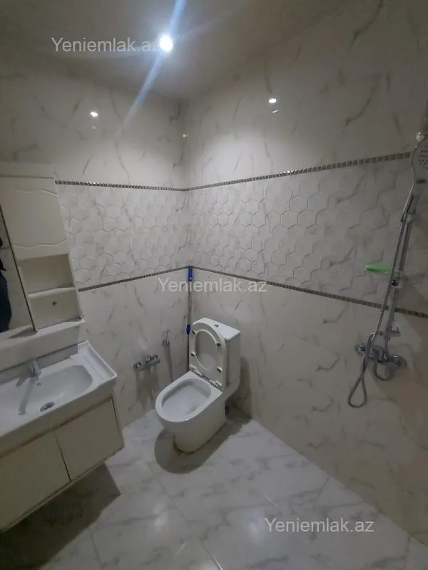 Satılır 3 otaqlı yeni tikili 60 m²