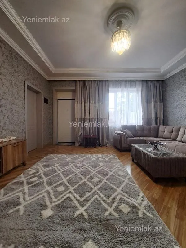 Satılır 3 otaqlı həyət evi 82 m²
