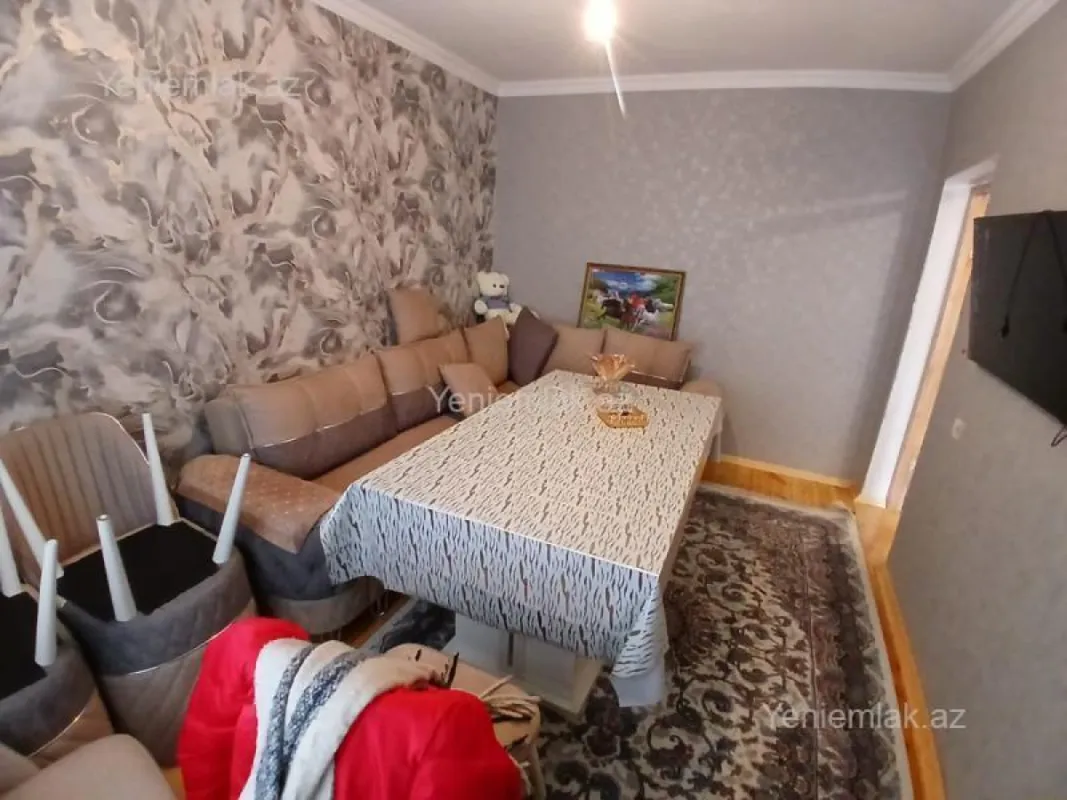 Satılır 3 otaqlı həyət evi 100 m²