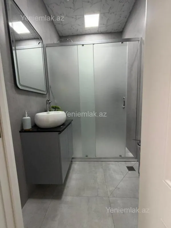 Satılır 2 otaqlı yeni tikili 50 m²