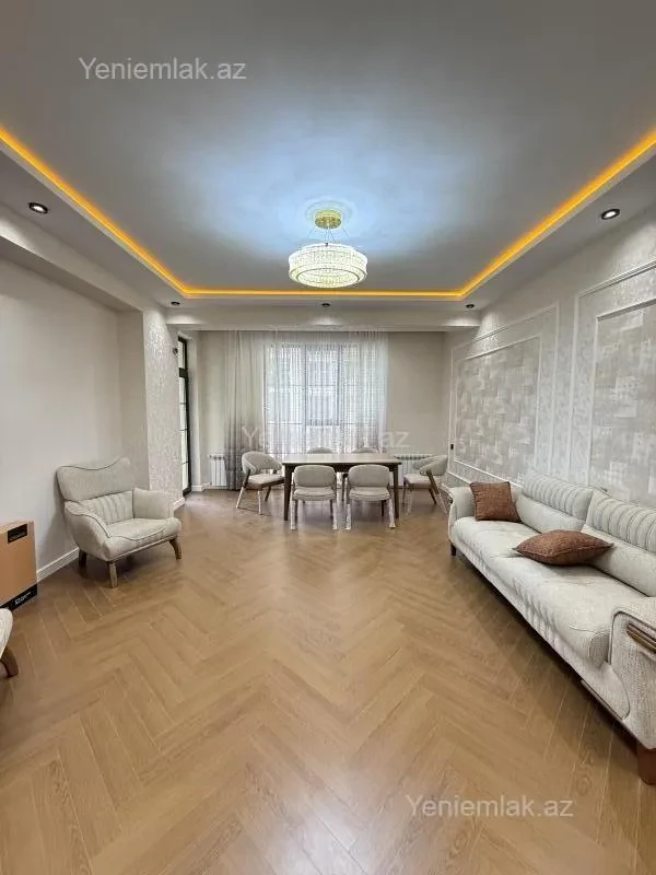 Satılır 4 otaqlı yeni tikili 140 m²