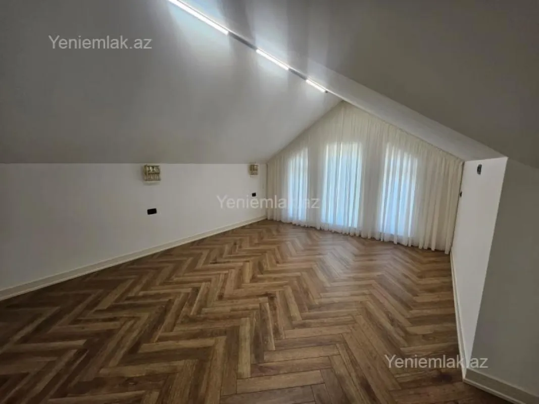 Satılır 6 otaqlı həyət evi 440 m²