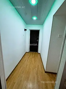 Satılır 2 otaqlı köhnə tikili 60 m²