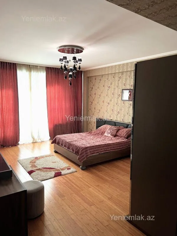 Satılır 4 otaqlı yeni tikili 205.5 m²